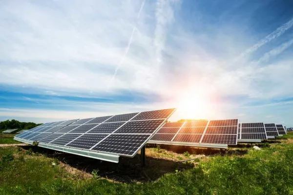 Os Avanços Tecnológicos na Eficiência dos Painéis Solares Fotovoltaicos